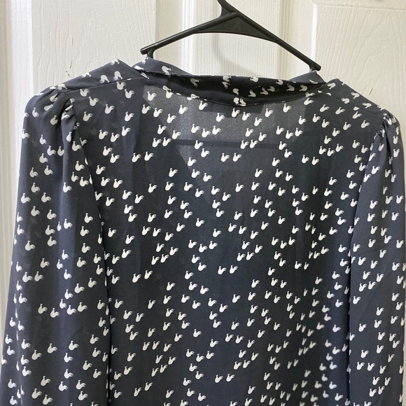 LOFT Gray Rooster Bow Tie Blouse - Picture 6 of 15